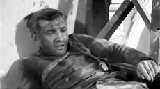 Rudolf Jelínek v roli hrdiny Jana Kubie v Sequensov filmu Atentát (1964).