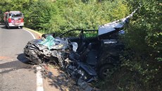 Čelní střet dvou osobních aut mezi Jílovým u Prahy a Petrovem skončil smrtí...