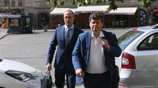 Právník Radek Pokorný pichází na jednání parlamentní komise k OKD. (26....