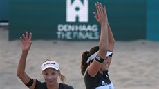 Barbora Hermannová a Markéta Nausch Sluková v osmifinále mistrovství Evropy.
