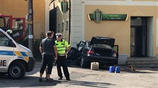 Pi nehod automobilu v obci Hedle na Berounsku zemel idi (20.7.2018)