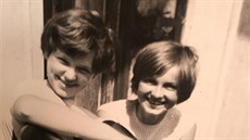 Eliška Balzerová s kamarádkou Hanou (1968)