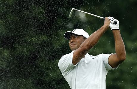 Tiger Woods pi trninku na PGA Championship.