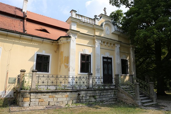Pamětní síň Emila Filly se nachází v jižním křídle zámku v Peruci, zřízena zde byla už v roce 1958.