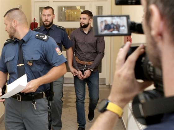Jakub Hlaváč (na snímku) půjde za těžké ublížení na zdraví na šest let do vězení. Druhý útočník, Daniel Bláha, dostal podmínku. 