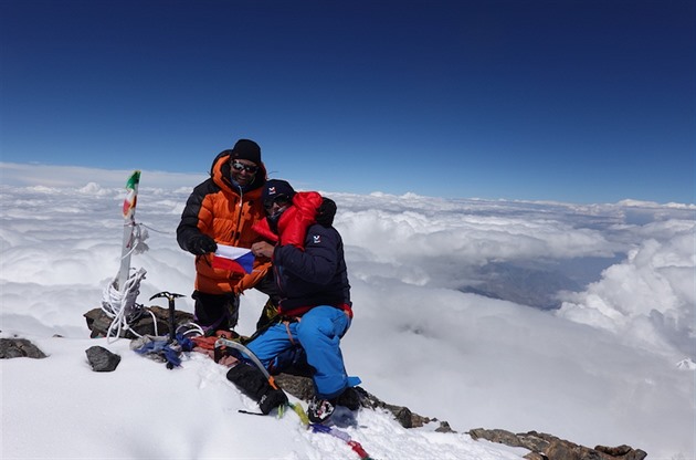 Radoslav Groh (vpravo) vylezl na vrchol Nanga Parbat se svým parákem Pavlem...