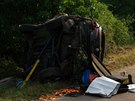 U Vyehoovic narazilo auto do stromu, spolujezdec nepeil (4.8.2018).