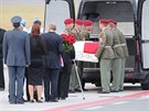Pietn� ceremoni�l p�i p��letu ostatk� t�� �esk�ch voj�k� padl�ch v Afgh�nist�nu...