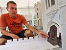 Tom Slifka , jednatel spolenosti Boheminium Marinsk Lzn, u miniatury...