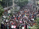 Tisíce bangladéských student demonstruje v Dháce za bezpenjí dopravu...