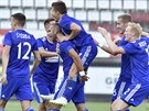 Olomoutí fotbalisté se radují proti Kajratu Almaty, tetí zleva stelec gólu...