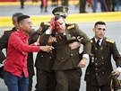Poblí místa projevu venezuelského prezidenta Nicoláse Madura explodovala...