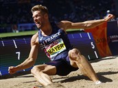 Ti pelapy a z dlky bez bodu. Francouzsk desetiboja Kevin Mayer ve druh...