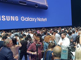 Pedstaven Samsungu Note 9 v Barclays Center v New Yorku