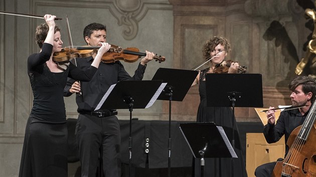 Na Letnch slavnostech star hudby vystoupil polsk soubor Orkiestra Historyczna, kter zahrl v kostele sv. imona a Judy.
