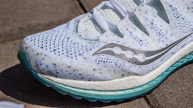 TEST: Saucony Freedom 2 lk blou barvou i perfektnmi vlastnostmi