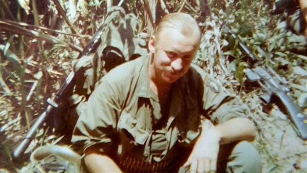V sestavě 101. výsadkové divize Čechoameričan Manuel van Eyck bojoval ve vietnamské válce. Na frontu nastoupil dobrovolně.