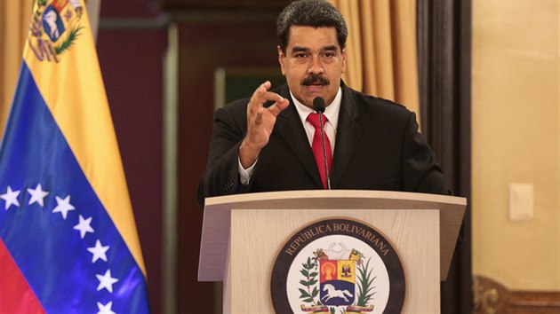 Nedaleko místa projevu venezuelského prezidenta Nicoláse Madura explodovala nálož. Vláda tvrdí, že šlo o atentát (5. srpna 2018)