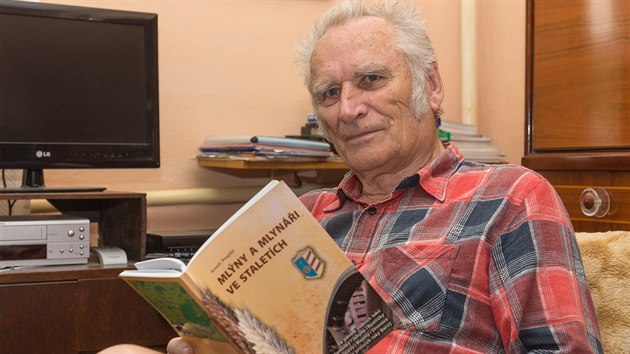 Arnot Pospil je autorem nkolika historickch publikac o mlynstv.