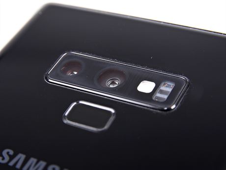 Poet kamerek na prémiových telefonech Samsung se patrn rozroste