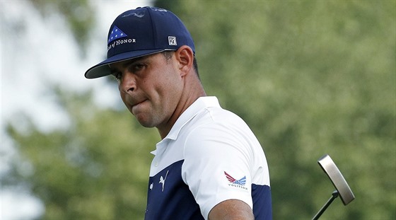 Americký golfista Gary Woodland  v 1. kole PGA Championship  v St. Louis-