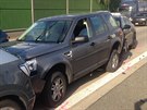 Na Praskm okruhu se na 19. kilometru srazila tyi auta.(14.8.2018)