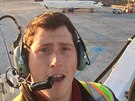Americký mechanik Richard Russell unesl v Seattlu letadlo, po chvíli letu vak...