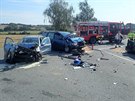 Na Zlínsku se srazila ti osobní auta (18. srpna 2018).