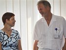 Prim Petr Kmpel a pacientka Vendula ern, kter se ve Slezsk nemocnici v...