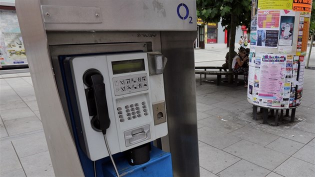 Telefonn budka na chebsk p zn v centru msta zstane.