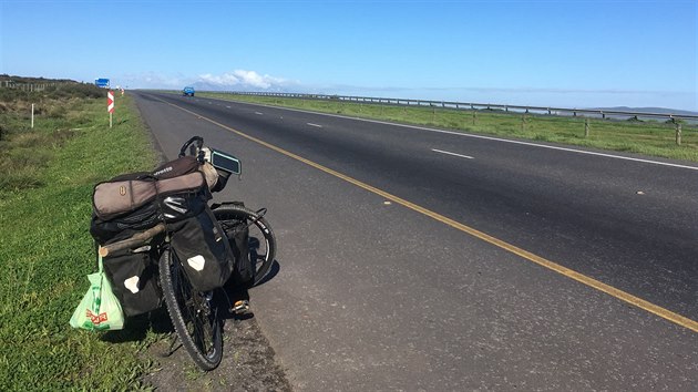 Tadeáš Šíma procestoval na kole Afriku od severu na jih. Z cesty si přivezl řadu zajímavých snímků.
