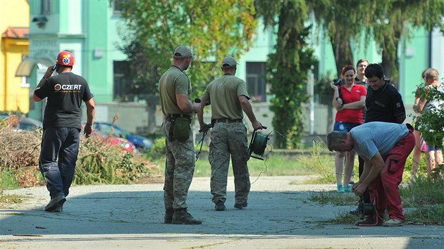 Odstel jedn z nejstarch budov v arelu bval nbytksk tovrny UP v Buovicch na Vykovsku.