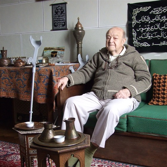 Mohamed Ali ilhavý ve svém byt v Tebíi na archivním snímku