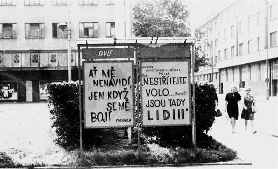 Protestní nápisy v Hradci Králové v srpnu 1968.