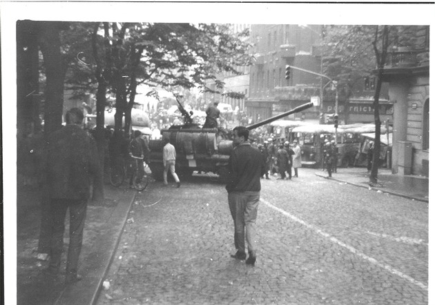 Srpen 1968: Sovětská invaze do ČSSR ukončila pražské jaro a nastal normalizační podzim