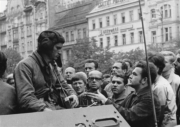 Srpen 1968: Co soudruhy v Moskvě naštvalo, že poslali tanky „na pomoc“