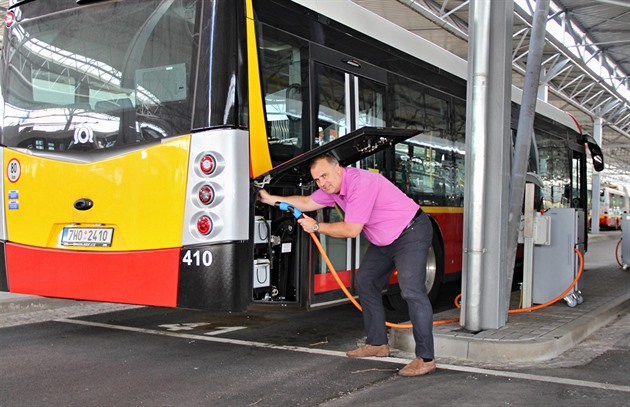 Nabíjení autobusu