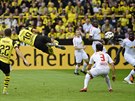 Letecká vloka Mahmouda Dahouda z Dortmundu skonila gólem v síti Lipska.