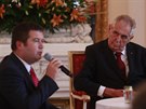 Ministr zahranií a vnitra Jan Hamáek a prezident Milo Zeman na setkání s...