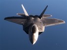 Letouny F-22 Raptor bhem cvien nad panlskem