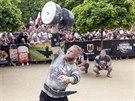 V P�erov� se utkali sil�ci v kl�n� World's Ultimate Strongman Championship do...