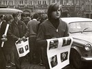 Mlad lid a studenti byli jedni z prvnch, kte v Olomouci v srpnu 1968...