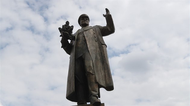 Socha mar�ála Kon�va