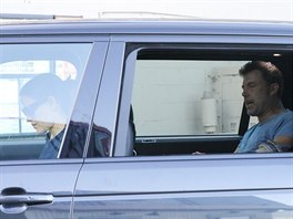 Ben Affleck na cest do lebny, kam ho odvezla Jennifer Garnerov (Los...