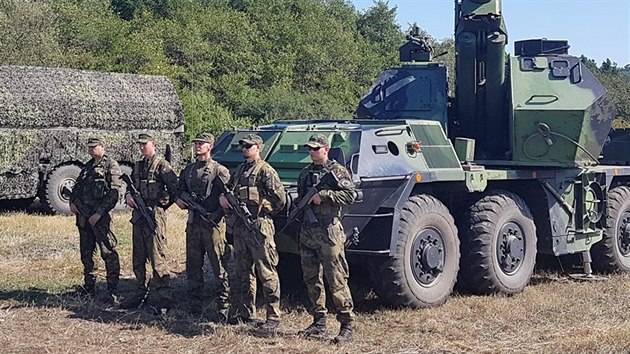 Cvien Dukla Spirit 2018 jednotek 72. mechanizovanho praporu Pslavice ve Vojenskm jezdu Hradit.