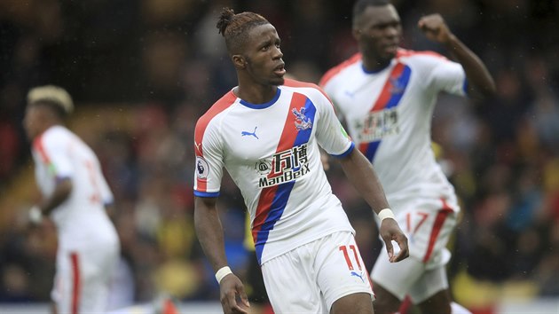 Wilfried Zaha z Crystal Palace slav gl v sti Watfordu.