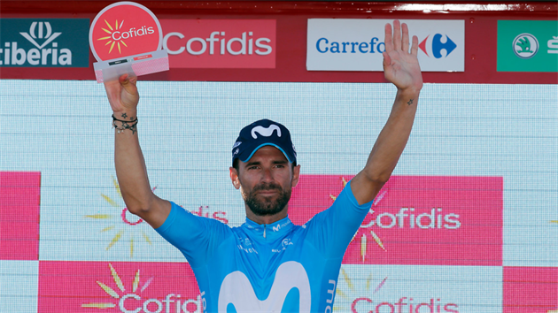 Radost Alejandra Valverdeho po triumfu v 2. etapě Vuelty.