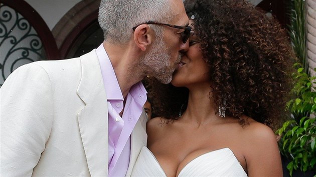 Novomanel Vincent Cassel a Tina Kunakey