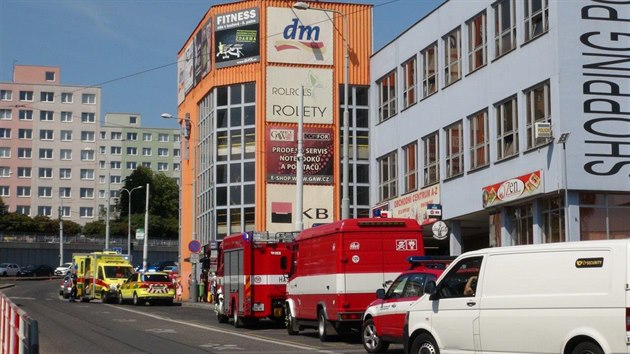 N�kdo nahl�sil v�bu�ninu u radnice Prahy 10, ��ad dnes z�stane zav�en�. (20.8.2018)