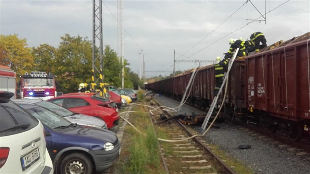 Na nkladnm vlaku vzpllo devo, tra u Prahy rno stla (24.8.2018)